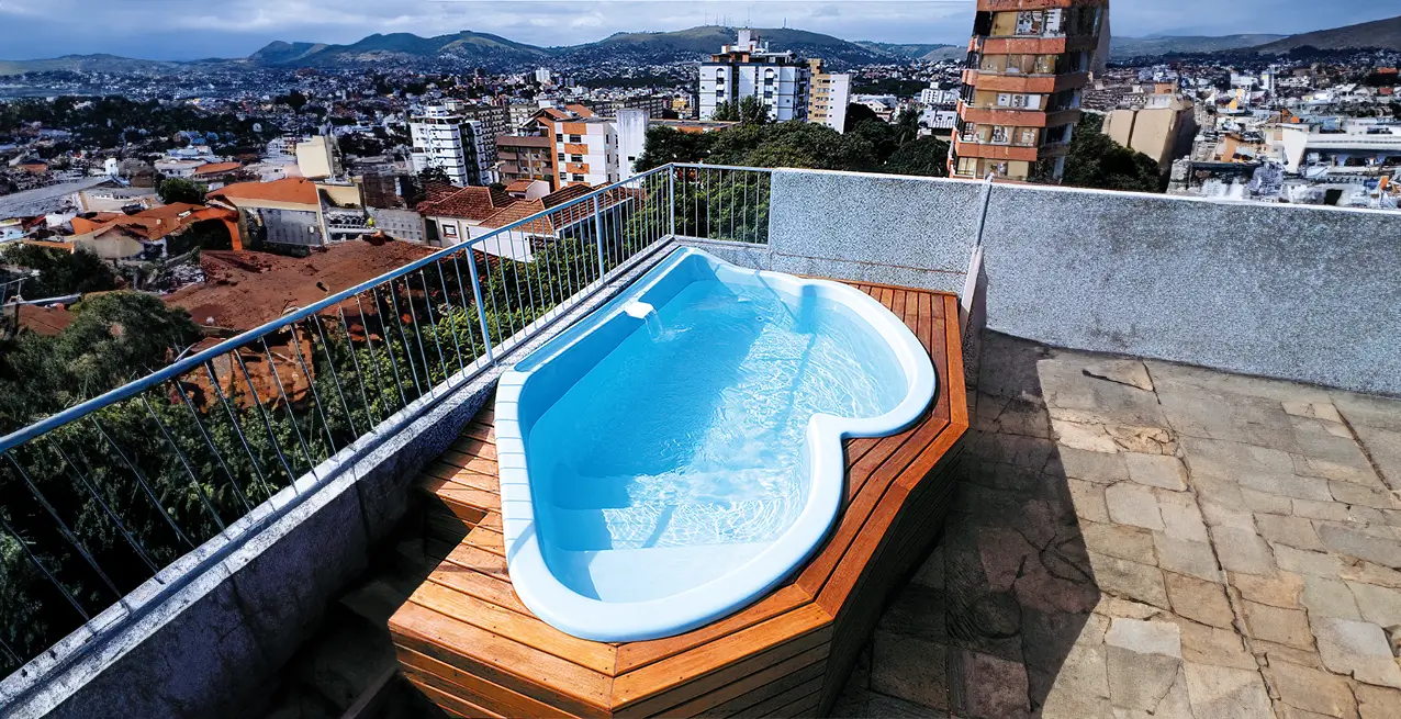 Piscina de fibra Aguazul modelo Especiais